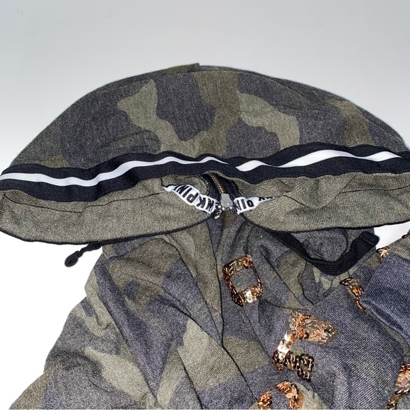 NWOT VS Pink Camo Hoodie with Rose Gold Sequins - Picture 8 of 16